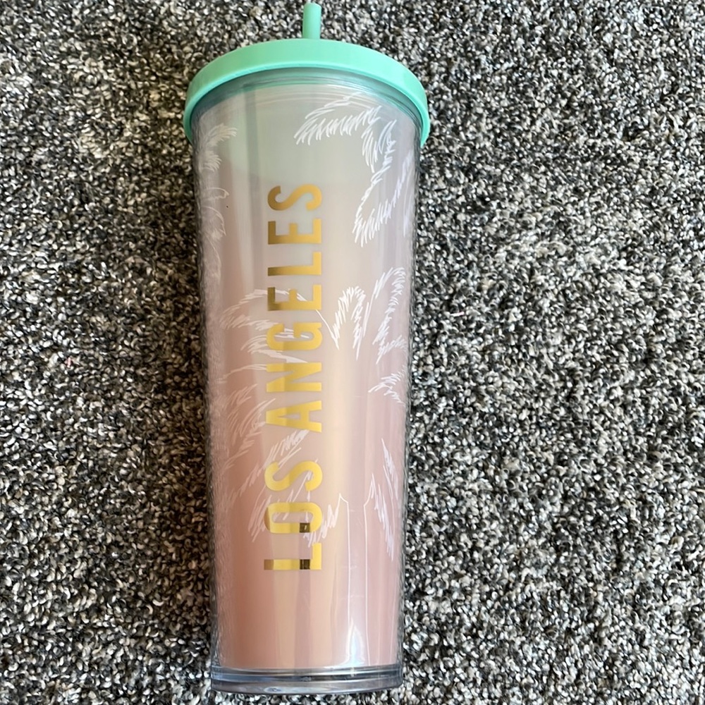 Excellent condition Starbucks Los Ángeles tumbler